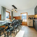 Chalet Tirola Huette *