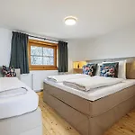 Chalet Tirola Huette