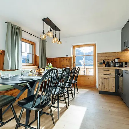 Chalet Tirola Huette *