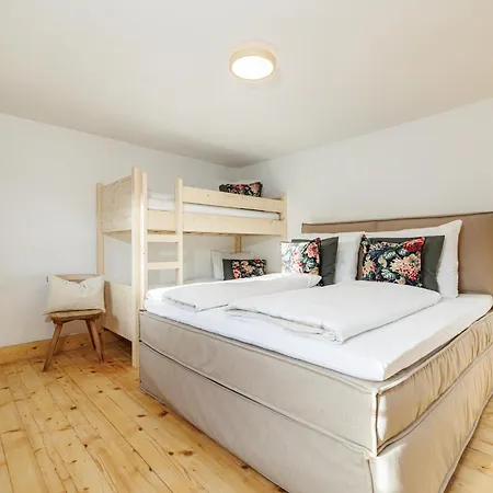 Tirola Huette Chalet *