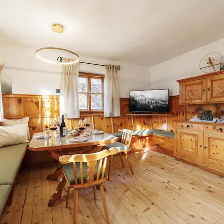 Tirola Huette Chalet