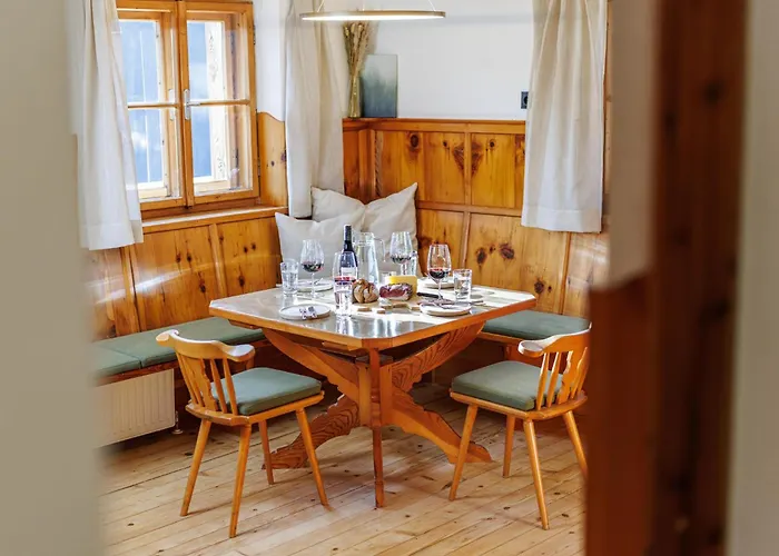 Chalet Tirola Huette *